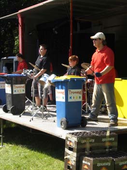 W_Kinderkulturfestival _Auftritt Trommelkids